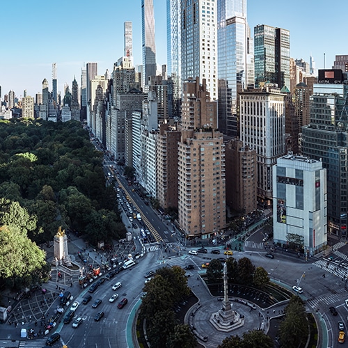 A panorama of the Lincoln Circle and Central Park in NYC